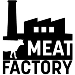 Logo van een vleesfabriek met silhouet van een koe en fabriekspand